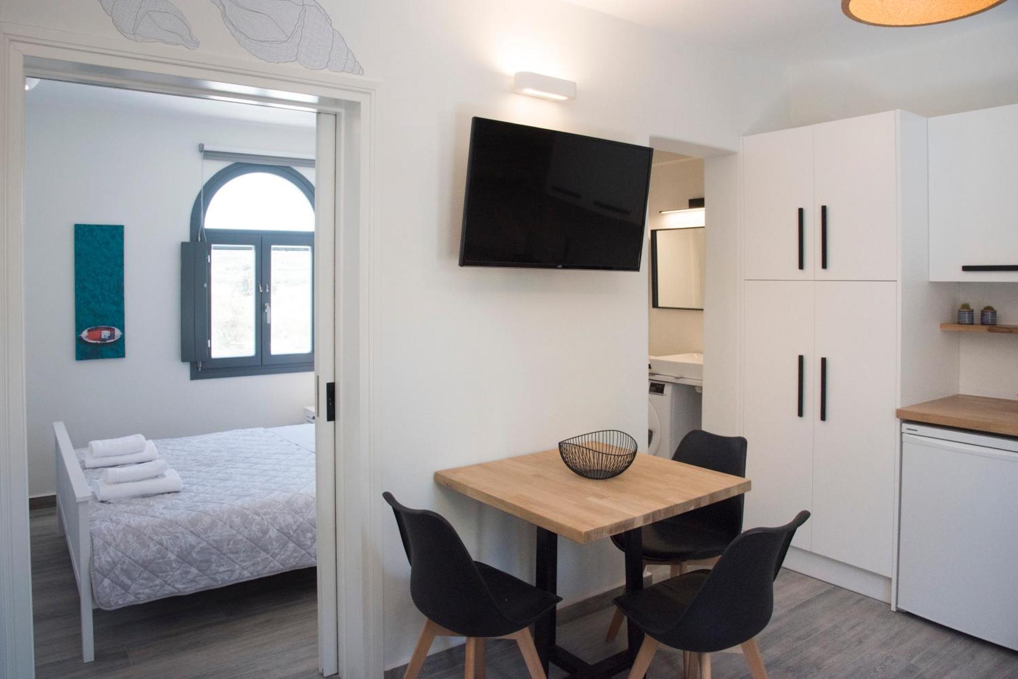 Вилла White New 1Bd House With Private Jacuzzi In Isterni Isterni  Экстерьер фото
