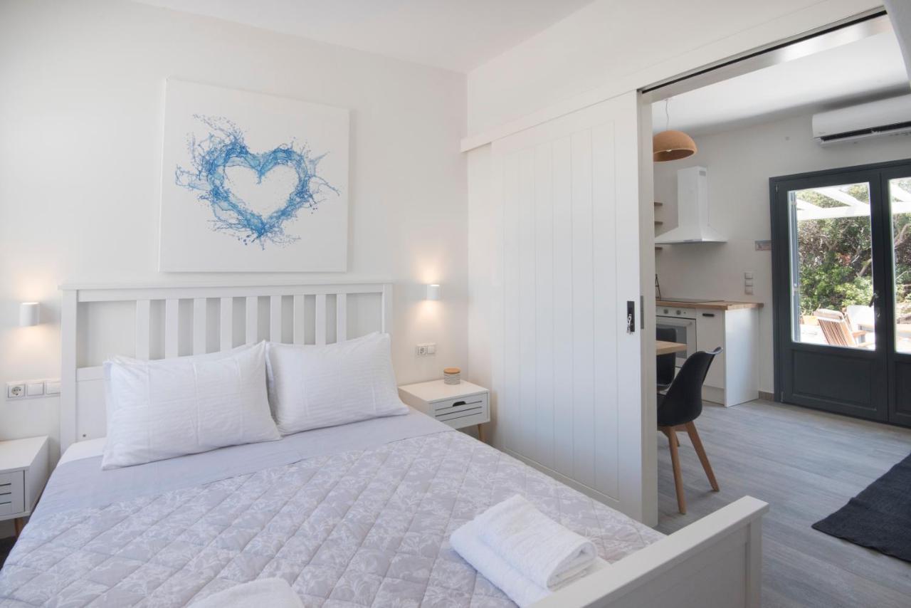 Вилла White New 1Bd House With Private Jacuzzi In Isterni Isterni  Экстерьер фото