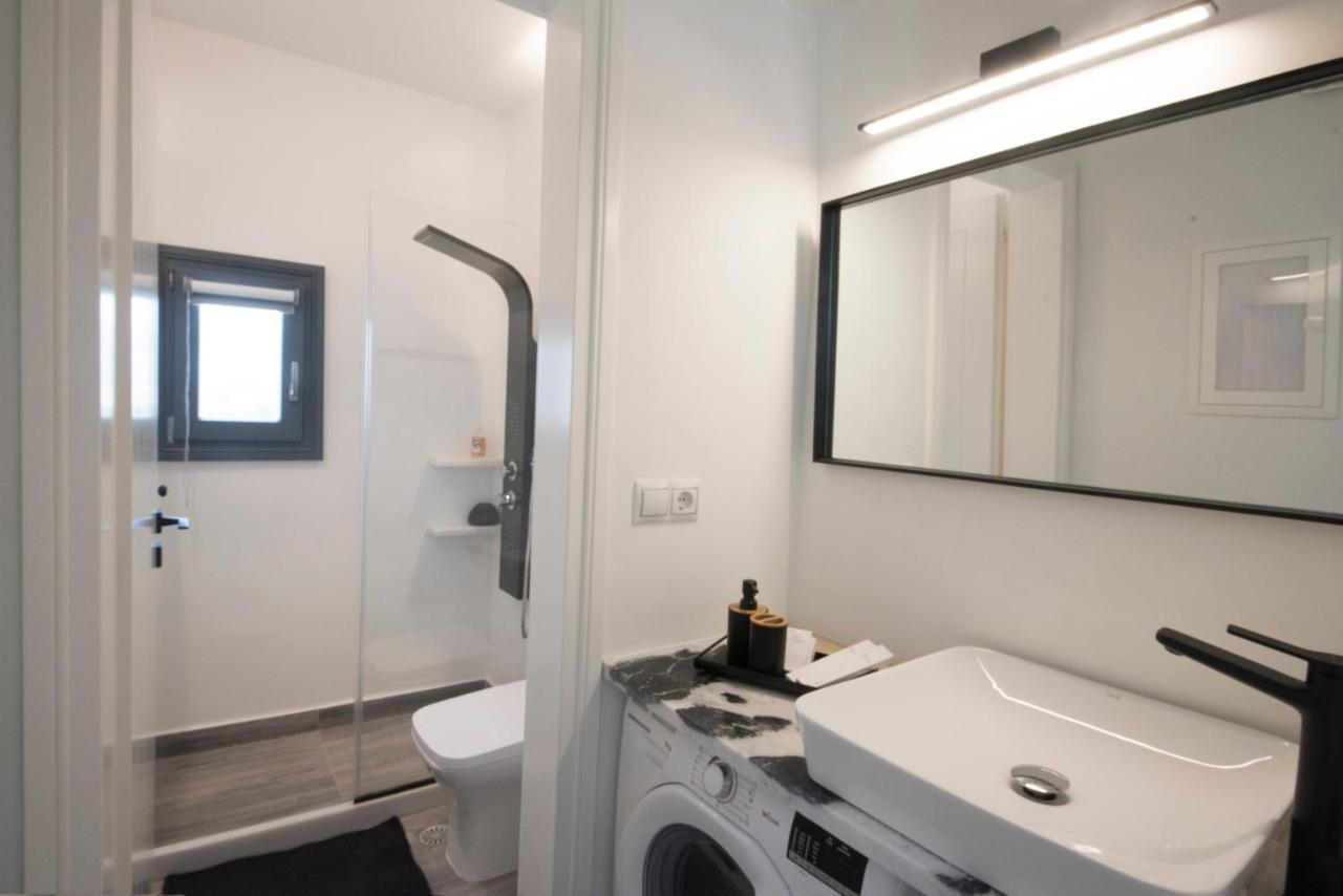 Вилла White New 1Bd House With Private Jacuzzi In Isterni Isterni  Экстерьер фото